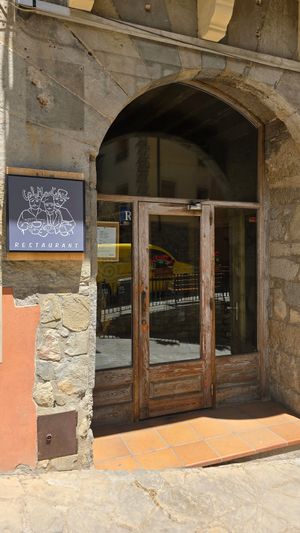 Front. Unfortunately, it was closed .... :-(( at Cal Martinu in Sant Llorenc De Morunys