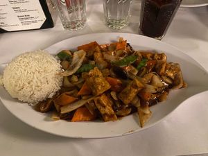 Slayer stir fry with tofu at Wok in the Park in St Louis Park