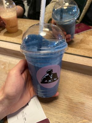 Blue magic Vegan Shake  at CPH - Joe & the Juice - Baggage Claim in Kastrup
