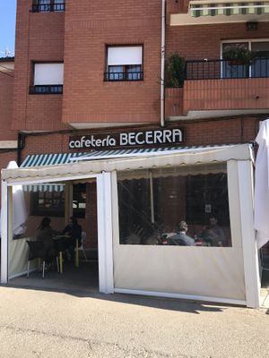 Outside at Cafetería Becerra in Teruel