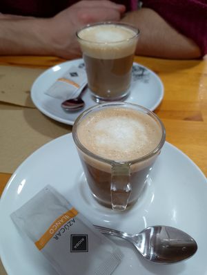 Cafés con bebida vegetal at Chiarissimo Pasta y Pizza in Laredo