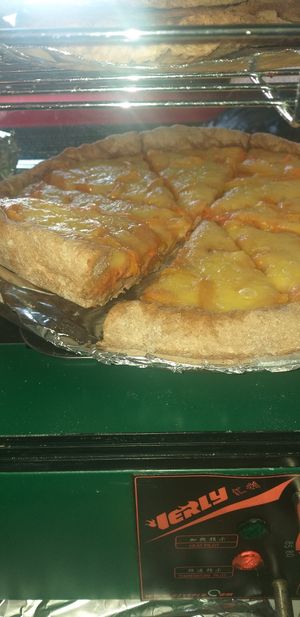 Vegetarian pizza at Alor in Soufriere