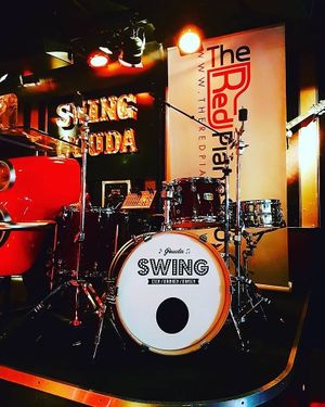 Inside with band at Swing in Gouda