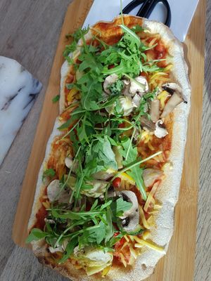 Vegane  Gemüsepizza at Vapiano - Königsstraße - Muenster City in Muenster