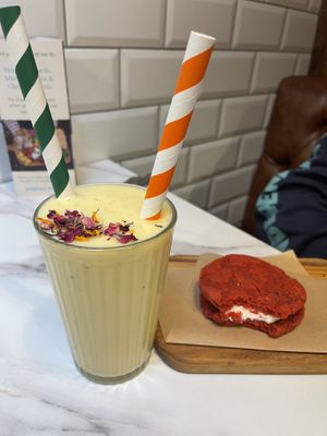 Red velvet cookie and smoothie  #Veganuary at Wild Root in Southport