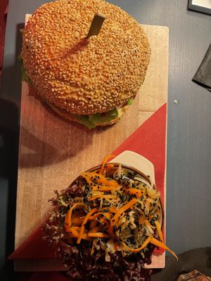 Beetroot Burger & Asian Coleslaw  at Kapitel in Bern