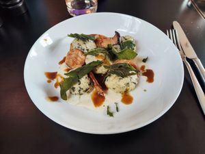 Gnudi (large gnocchi) with spinach and mushrooms at Piu in Bern
