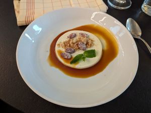 vegan panna cotta at Piu in Bern