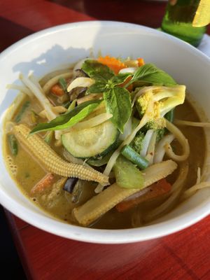 Yellow curry with vegetables at Thai Blue Elephant in Roatan
