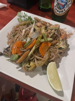 Vegan Pad Thai at Thai Blue Elephant in Roatan