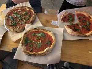 Pizza marinara  at Pizza Hood in Thessaloniki