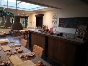 Breakfast room at B&B Dageraad in Bocholt