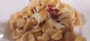 Orecchiette alla crema di zucca, zenzero e pepe rosa at il Mercante in Pisa