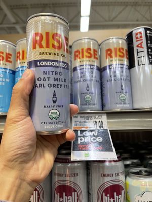 London fog tea latte #Veganuary at Martin's Food in Indiana