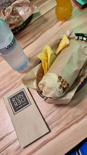 Burrito au tofu at Runder Store in Sion