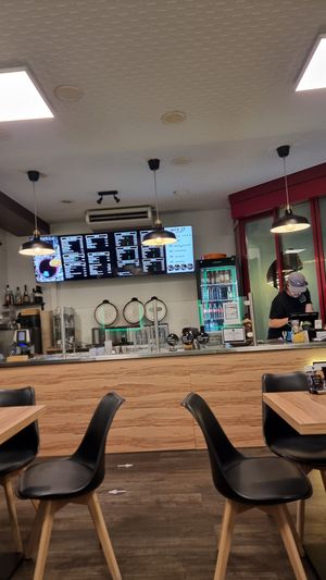 Comptoire at Runder Store in Sion