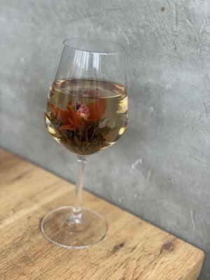 Flower tea - Zondag, Groningen  at Zondag in Groningen