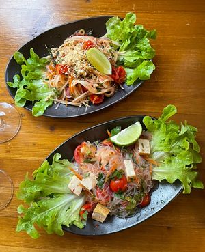 Papaya Salat & Glasnudel Salat  at Banôi in Freiburg