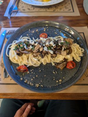 Cheese Linguinni at Enki in Valdivia