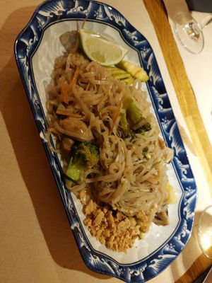 Pad thai at Banna in Barcelona