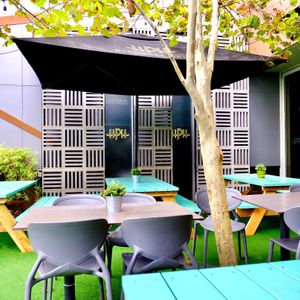 Outside dining area at Hyde Park Hotel in North Perth