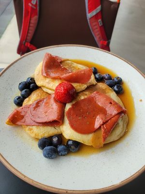 Blueberry Pancakes at Holy Cow Lounge in Edinburgh