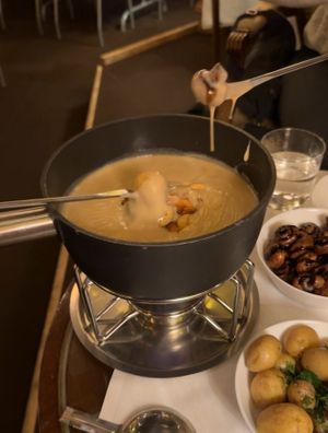 Fondue  at Frau Gerolds Garten in Zurich