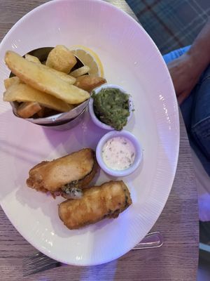 VEGAN FISH & CHIPS  at River House in Stirling