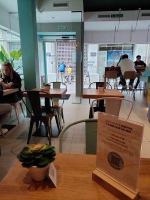  at Mahalo Poké in Caceres