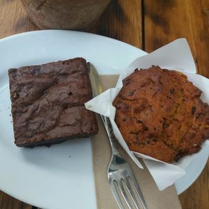muffin and macadamia slice at Heart and Soul Organic Chai Cafe in Cronulla
