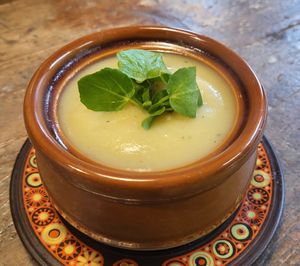 We can confidently say we have enough "Curran Geals" to comfortably see us through until June.....
Creamy parsnip, apple and watercress soup, with a touch of fresh nutmeg and thyme at Curran Geal in Edinburgh