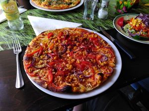 Pizza al volcano (vegan) at Pizzahaus Rustica in Saarburg