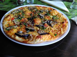 Pizza Melanzana (vegan) at Pizzahaus Rustica in Saarburg