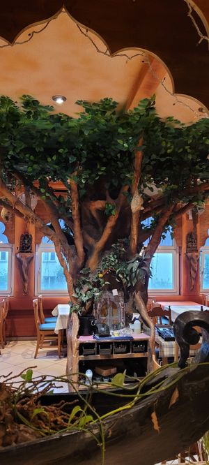  at Maharani in Zurich