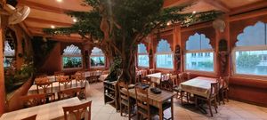  at Maharani in Zurich