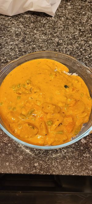 Gemüse Korma vegan mit Reis at Maharani in Zurich