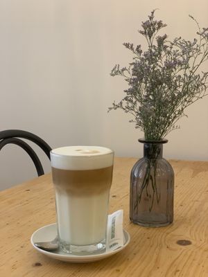 Latte Macchiato  at Café Floh in Barcelona