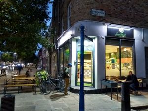 Exterior and outdoor seating at Irresistiball Falafel & Mezze in North London