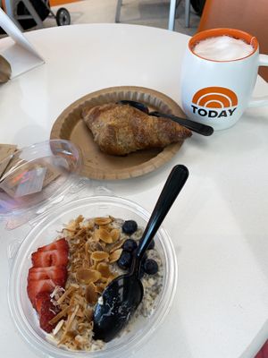 Overnight oats, vegan elderberry croissant and a London Fog  at TODAY Cafe in Orlando