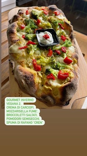 pizza at Le 4 Stagioni Pizzeria Gourmet in Conegliano