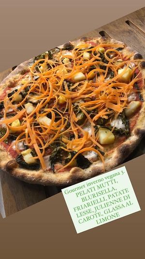 pizza at Le 4 Stagioni Pizzeria Gourmet in Conegliano