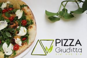 Pizza veg at Pizza Giuditta in Genoa