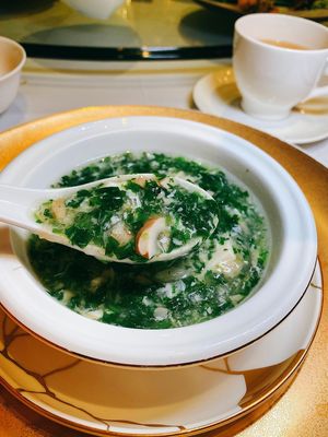 Steamed OmniPork, OmniCrab and bean curd with superior soup dumpling at The Square 翠玉軒 in Hong Kong Island