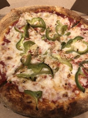 Small Pizza: Vegan Cheese & Green Peppers at Mellow Mushroom in Delray Beach