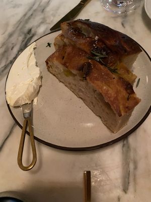 Focaccia at Gia in Toronto