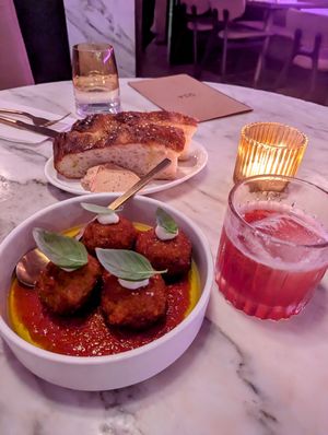 Aranxici at Gia in Toronto