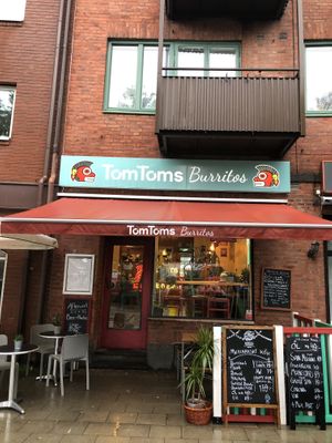 outside on a rainy day   at TomToms Burritos - Odinsplatsen in Gothenburg
