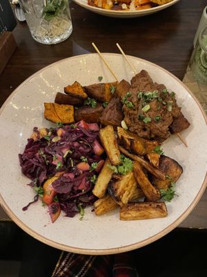 THE ALL PLANTS SATAY BOW  at The Harvest in Delft