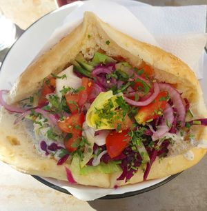 Veganer Döner at Adieu Paris - Döner Chérie in Cologne