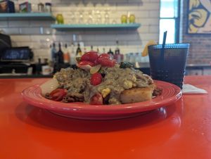 Vegan loaded hashbrowns & maple cold fashioned at The Breakfast Club in Des Moines